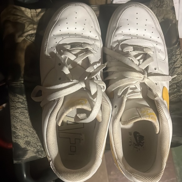 White Nike Air Force 1’s w/ yellow check size 11 - Picture 4 of 5